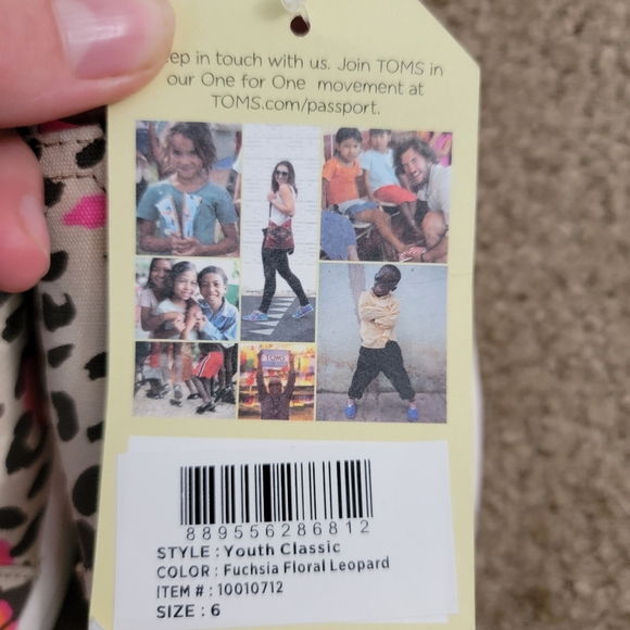 Tom's leopard print youth Size 6 - Picture 6 of 6